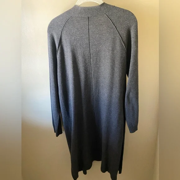 Woman’s Gray Cardigan Sweater - Picture 2 of 4